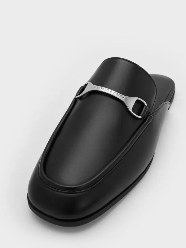Women Leslie MetallicAccent Mules 8211 Black CHARLES and KEITH Flats