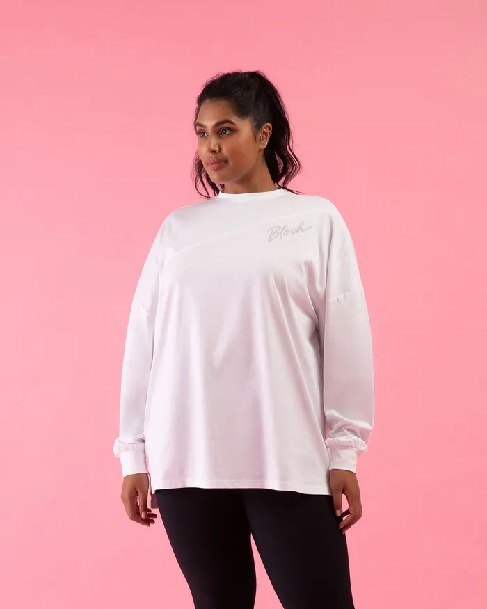 Bloch Bloch Play Oversized LS Tee White Adult Tops Bloch Bloch Play Oversized LS Tee White Adult Tops