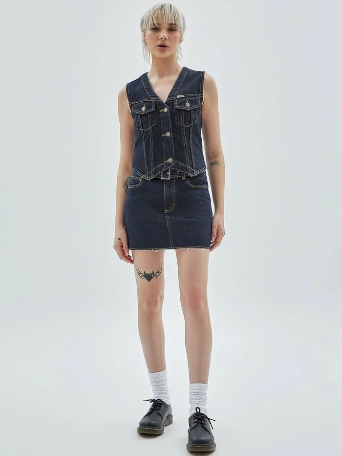 Bottoms Women GUESS Originals Belted Denim Skirt Go Vintage Dark Wash GUESS Bottoms Women GUESS Originals Belted Denim Skirt Go Vintage Dark Wash GUESS