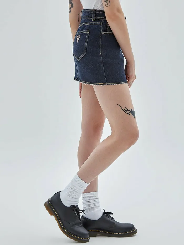 Bottoms Women GUESS Originals Belted Denim Skirt Go Vintage Dark Wash GUESS Bottoms Women GUESS Originals Belted Denim Skirt Go Vintage Dark Wash GUESS