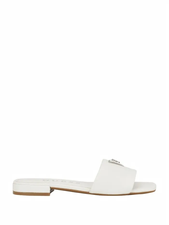 GUESS Tamed Triangle Sandals Wht Floral Women Sandals