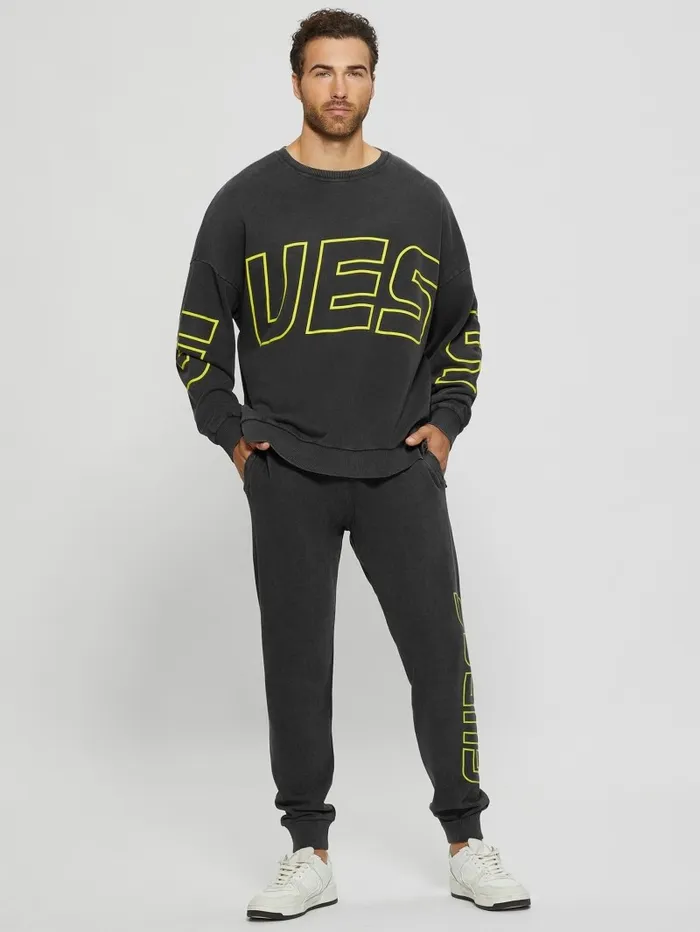 Hoodies and Sweaters GUESS Men Dargen Signature Sweatshirt Black Hoodies and Sweaters GUESS Men Dargen Signature Sweatshirt Black