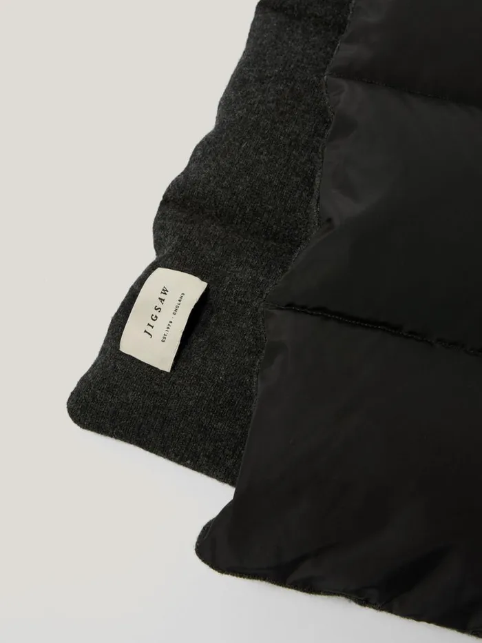 Jigsaw Puffer Knit Scarf Black Women Ponchos and Scarves