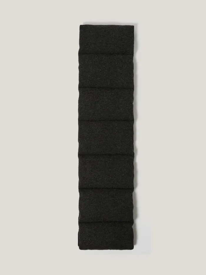 Jigsaw Puffer Knit Scarf Black Women Ponchos and Scarves