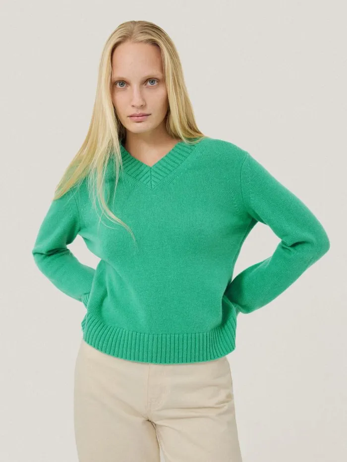 Jigsaw Wool Cashmere Blend V Neck Green Women Knitwear and Cashmere