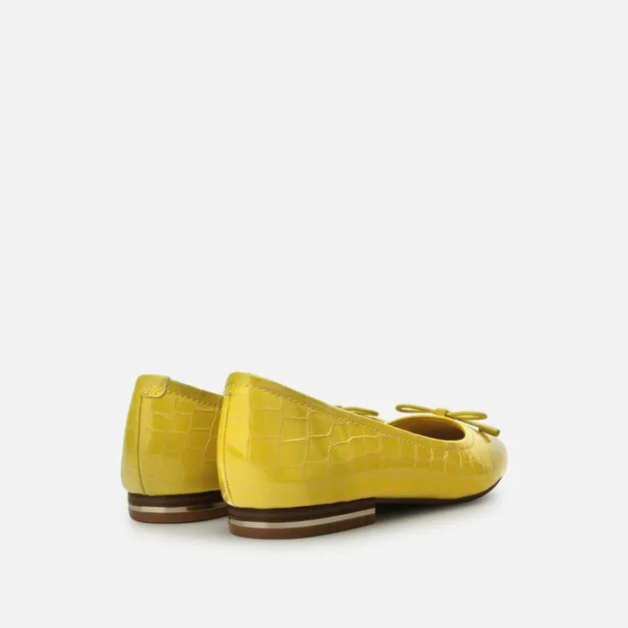 Kenneth Cole Balance Ballet Canary Women Flats