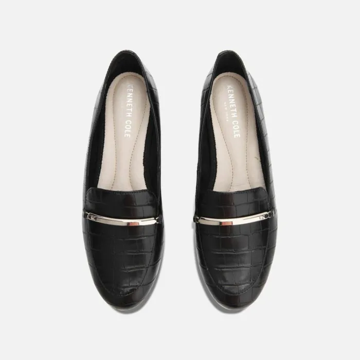 Kenneth Cole Balance Croc Embossed Leather Bar Loafer Black Women Flats