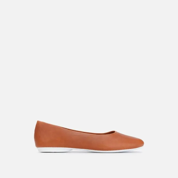 Kenneth Cole Eugene Travel Ballet Flat Cognac Women Flats