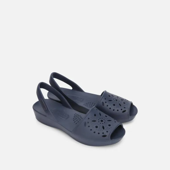 Kenneth Cole Fine Glass Slingback Sandal With Eva Navy Women Sandals