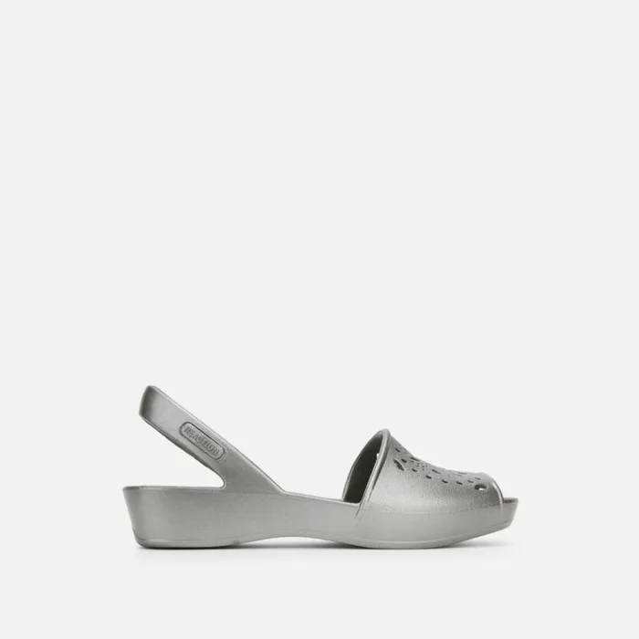 Kenneth Cole Fine Glass Slingback Sandal With Eva Pewter Women Sandals