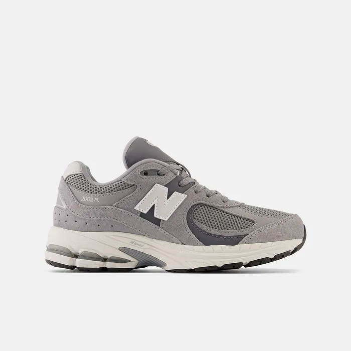 Kids Size 35 8211 7 New Balance 2002 Steel with Lead