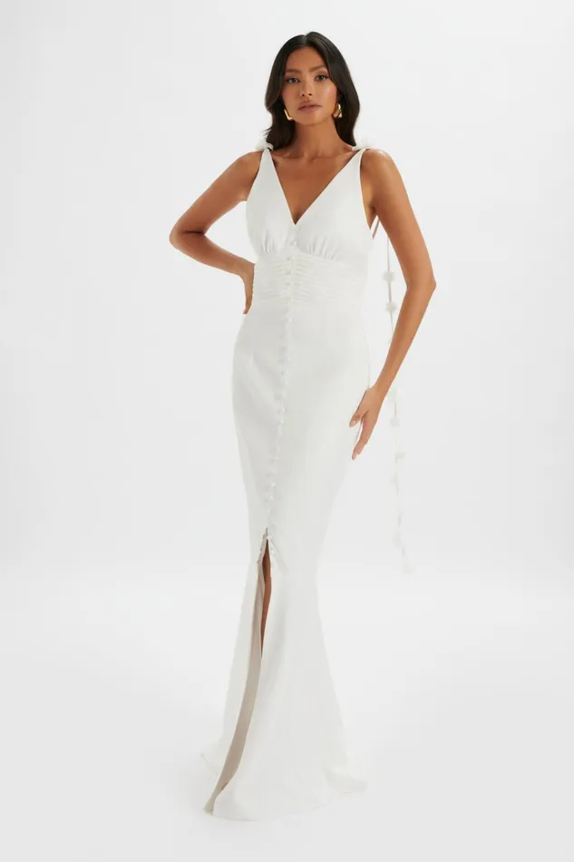 Lavish Alice Wedding Dresses NOVIE Floral Strap Satin Fit And Flare Maxi Dress In Ivory Ivory 8211 Women Lavish Alice Wedding Dresses NOVIE Floral Strap Satin Fit And Flare Maxi Dress In Ivory Ivory 8211 Women