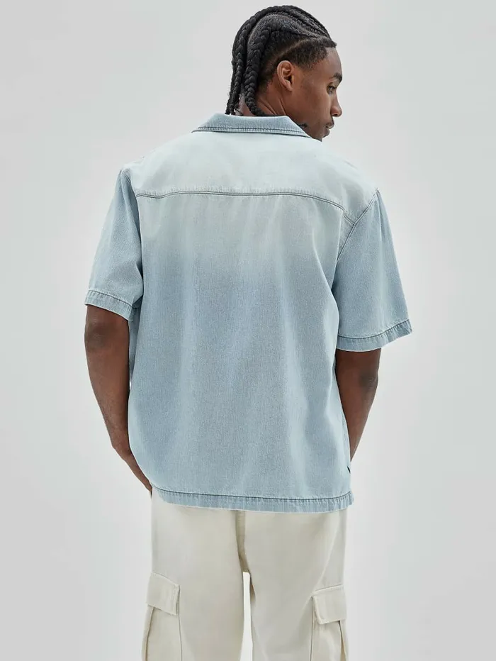 Men GUESS Originals Denim Camp Shirt Go Lt Wash Denim Shirt Shirts GUESS Men GUESS Originals Denim Camp Shirt Go Lt Wash Denim Shirt Shirts GUESS