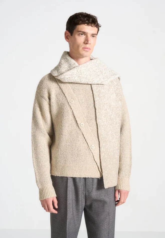 Men Manire De Voir Ombr Wool Knit Reversible Scarf Beigewhite