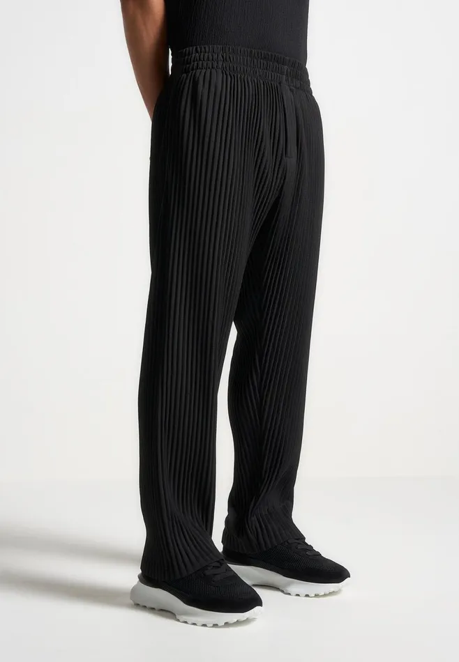 Men Manire De Voir Pleated Trousers Black