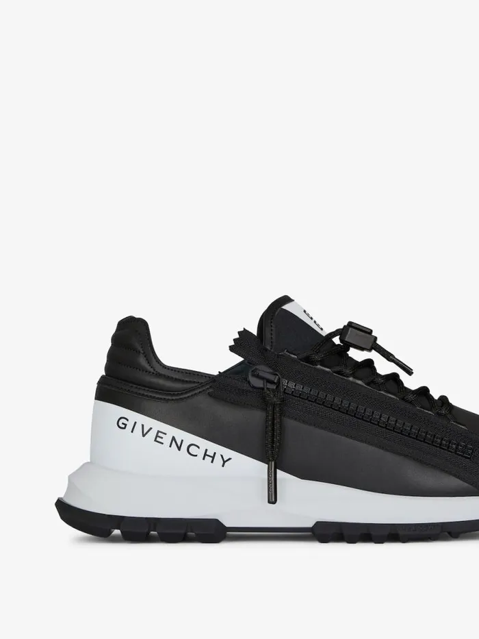 Men Spectre Givenchy Spectre Runner Sneakers In Synthetic Leather Blackwhite