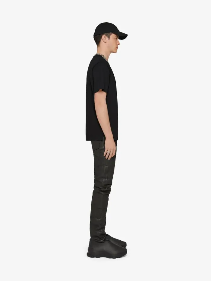 Men TShirts Givenchy Slim Fit Tshirt In Cotton With 4G Detail Black