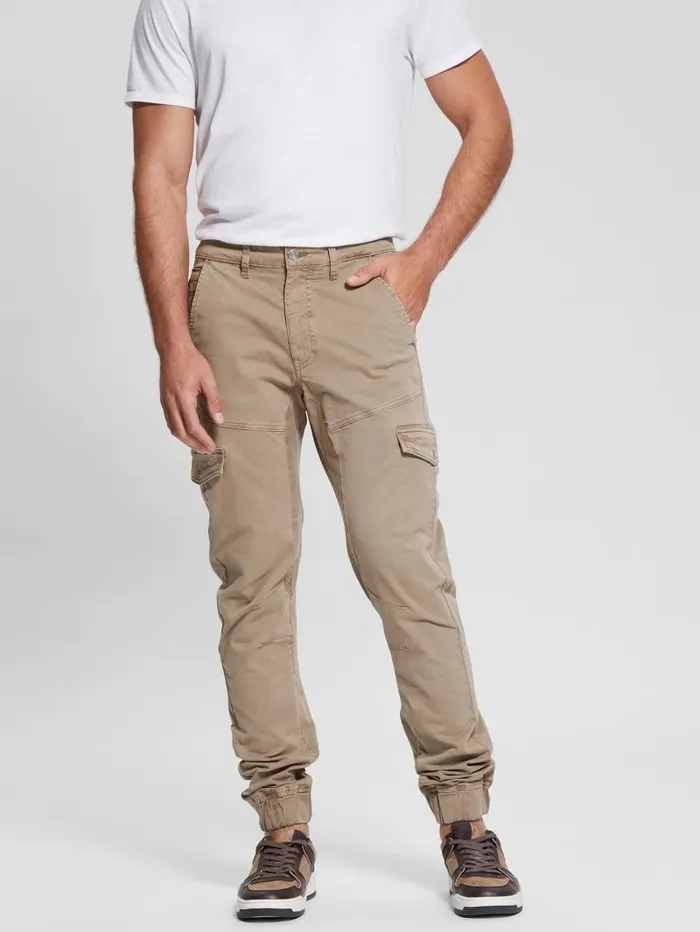 Pants and Shorts New Kombat Tapered Twill Pants Hashes Brown GUESS Men Pants and Shorts New Kombat Tapered Twill Pants Hashes Brown GUESS Men