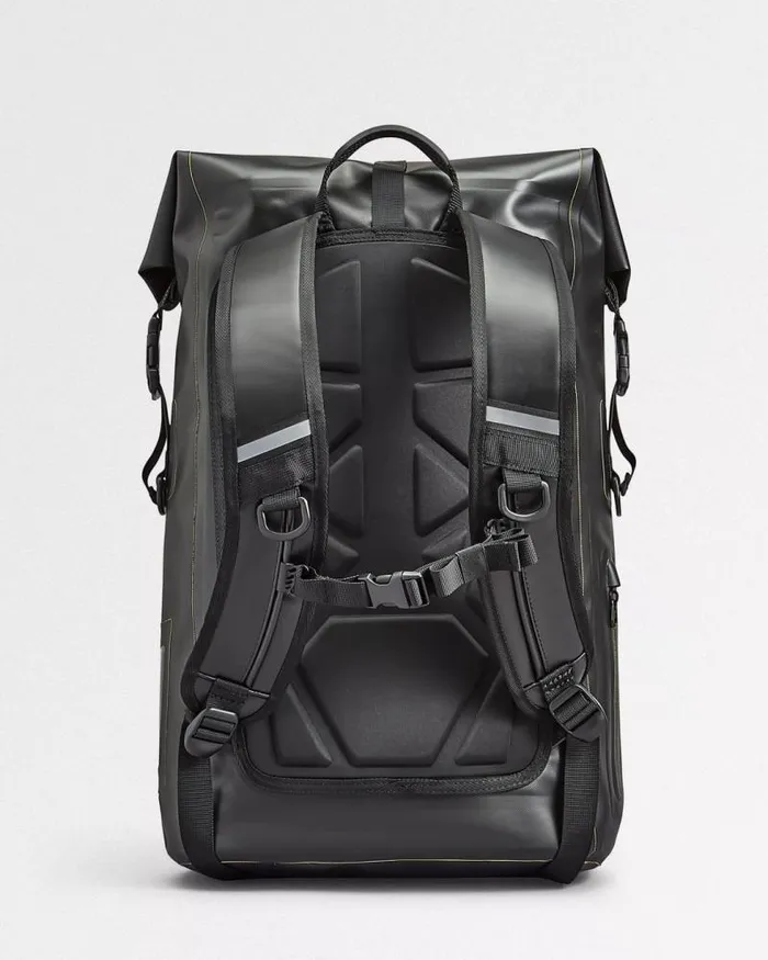 Passenger Backpacks and Bags Tide 25L Recycled Dry Bag Backpack Black Black 8211 WomenMen