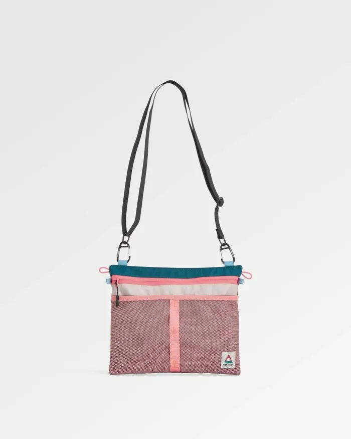 Passenger Backpacks and Bags Waypoint Cross Body Bag Grape Grape 8211 WomenMen
