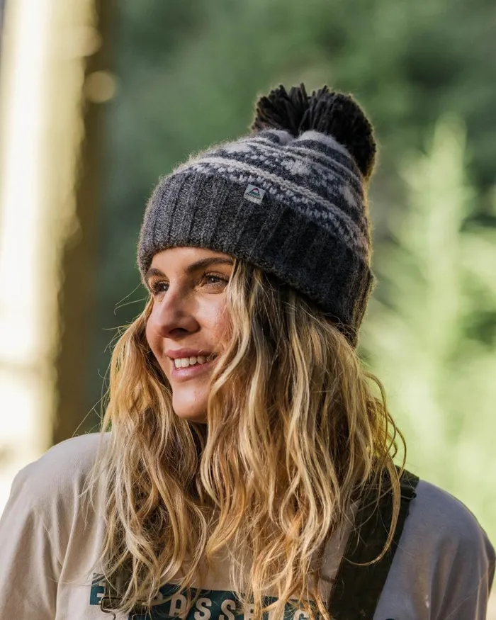 Passenger Beanies Lodge Recycled Bobble Hat Black Black 8211 WomenMen