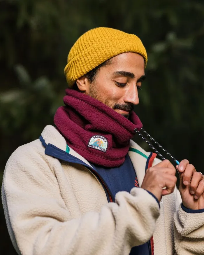 Passenger Beanies Mulled Recycled Sherpa Fleece Snood Wine Wine 8211 WomenMen
