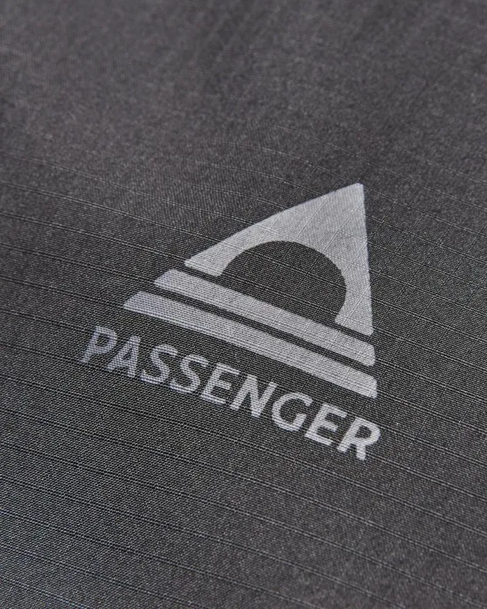 Passenger Jackets Flow 12 Zip Recycled Water Resistant Jacket True BlackPistachio True Blackpistachio 8211 Men