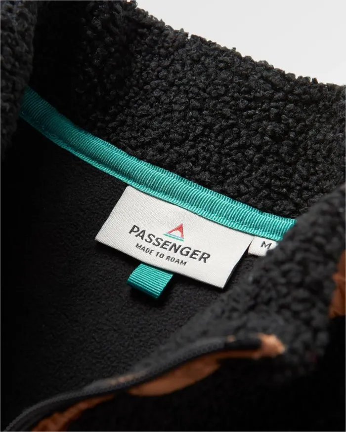 Passenger Tops Born Explorer Recycled PolarLined Sherpa Fleece Black Black 8211 Men
