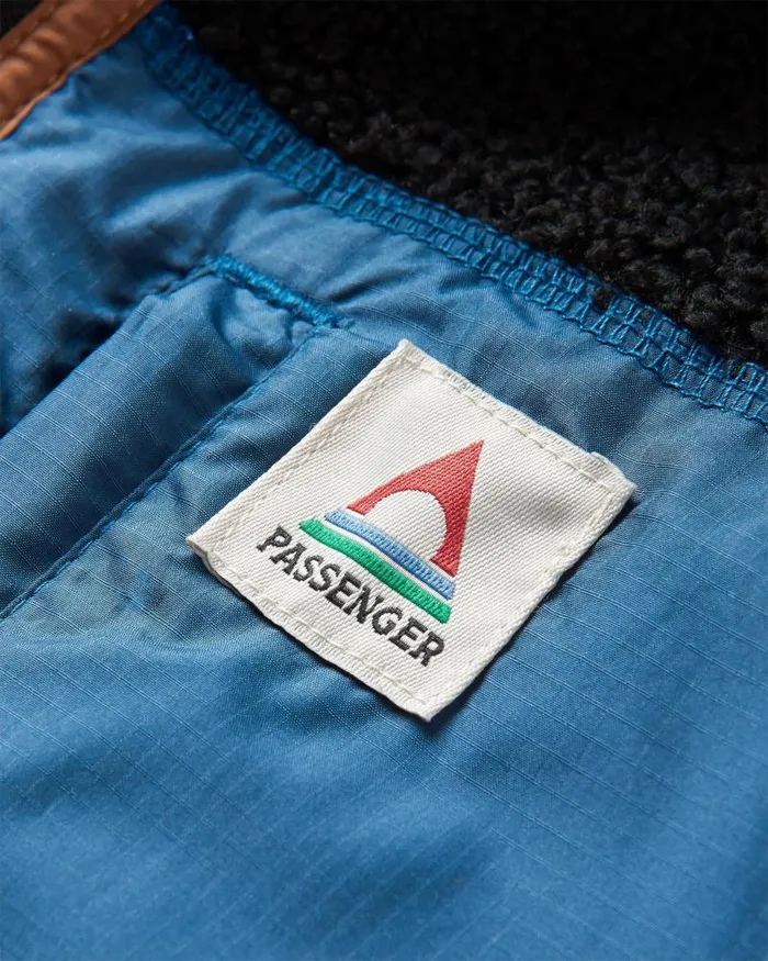 Passenger Tops Born Explorer Recycled PolarLined Sherpa Fleece Black Black 8211 Men