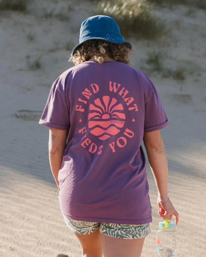 Passenger Tops Discovery Rolled Sleeve TShirt Berry Berry 8211 Women