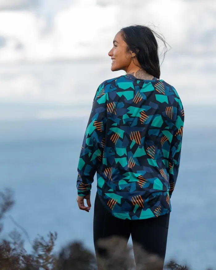 Passenger Tops Hatha Recycled Active Top Deep Navy Camo Deep Navy Camo 8211 Women