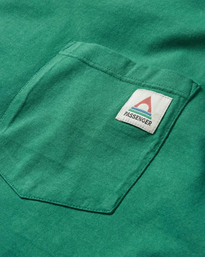 Passenger Tops Heritage Recycled Relaxed Fit TShirt Forest Green Forest Green 8211 Men