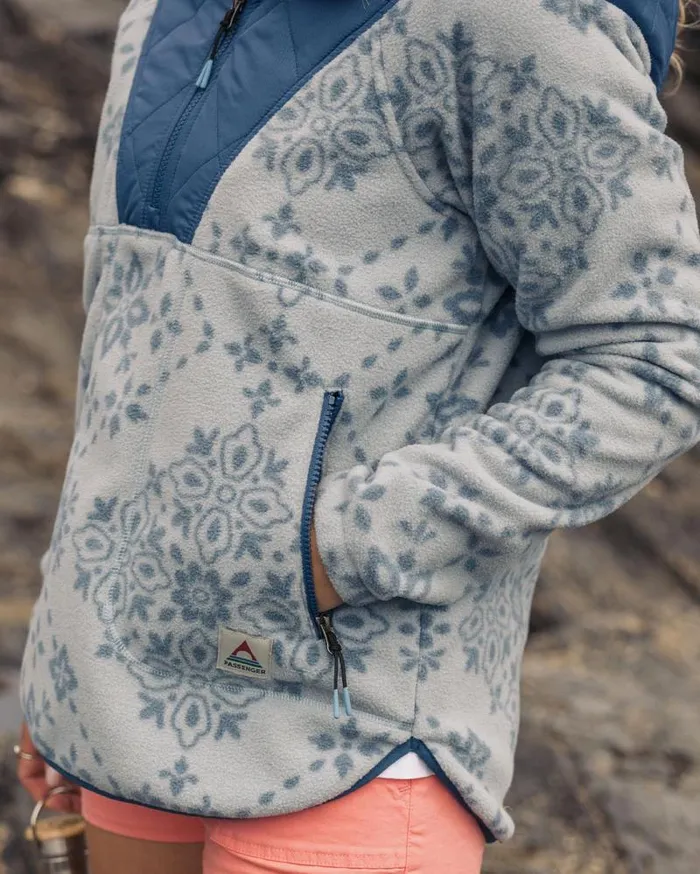 Passenger Tops Juana Recycled Polar Hooded Fleece Large Tile Washed Blue Large Tile Washed Blue 8211 Women