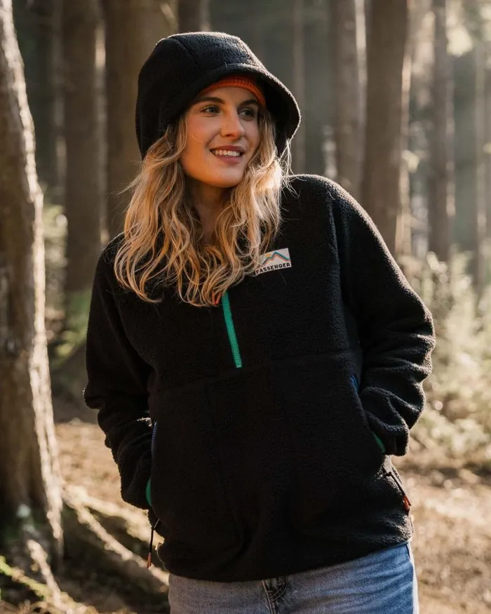 Passenger Tops Maine 20 12 Zip Recycled Sherpa Fleece Black Black 8211 Women