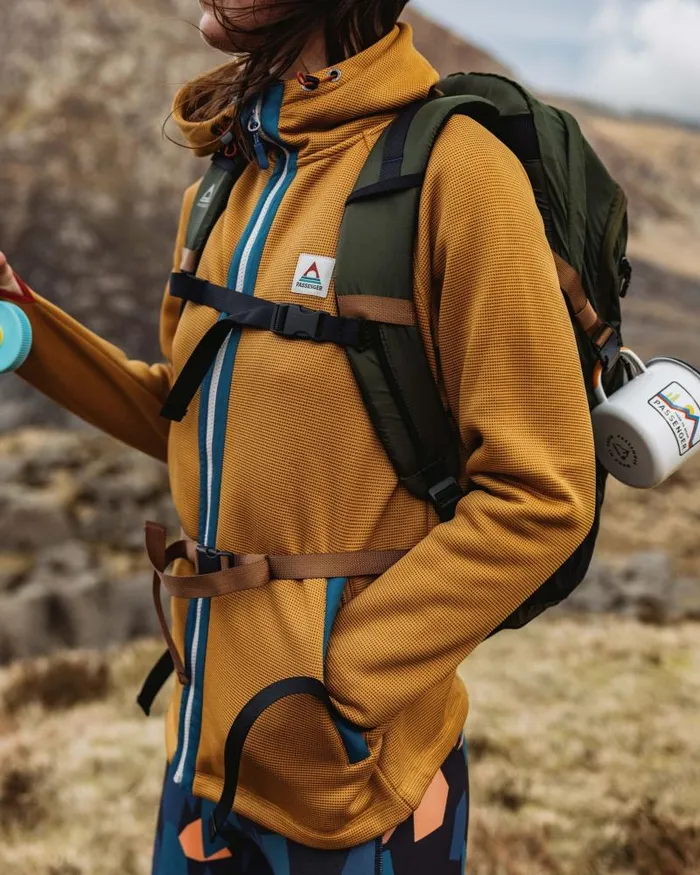 Passenger Tops Slope Hooded Recycled Fleece Dusty Ochre Dusty Ochre 8211 Women