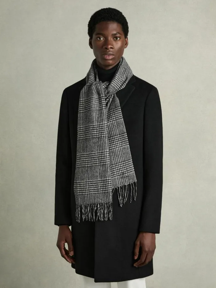 REISS Hats Gloves and Scarves Men Wool And Cashmere Prince Of Wales Check Scarf Blackwhite
