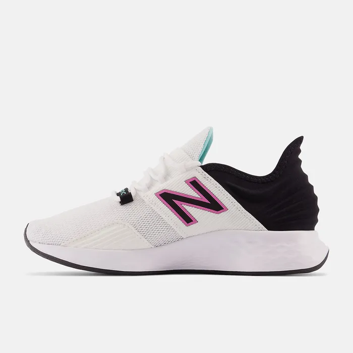 Running Women New Balance Fresh Foam Roav White with Black and Surf