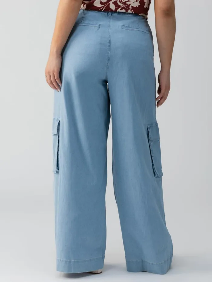 Sanctuary Clothing Denim Women Sunset SemiHigh Rise Denim Pant Pale Blue Inclusive Collection