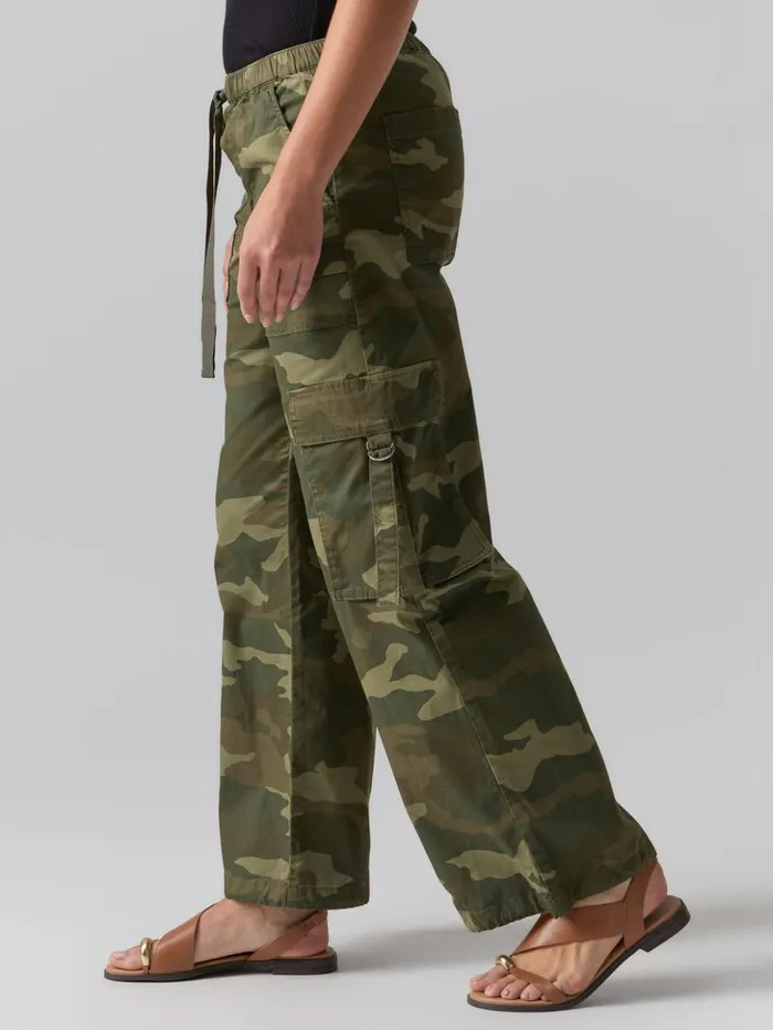 Sanctuary Clothing Pants Women Cargo Parachute High Rise Pant Renew Camo