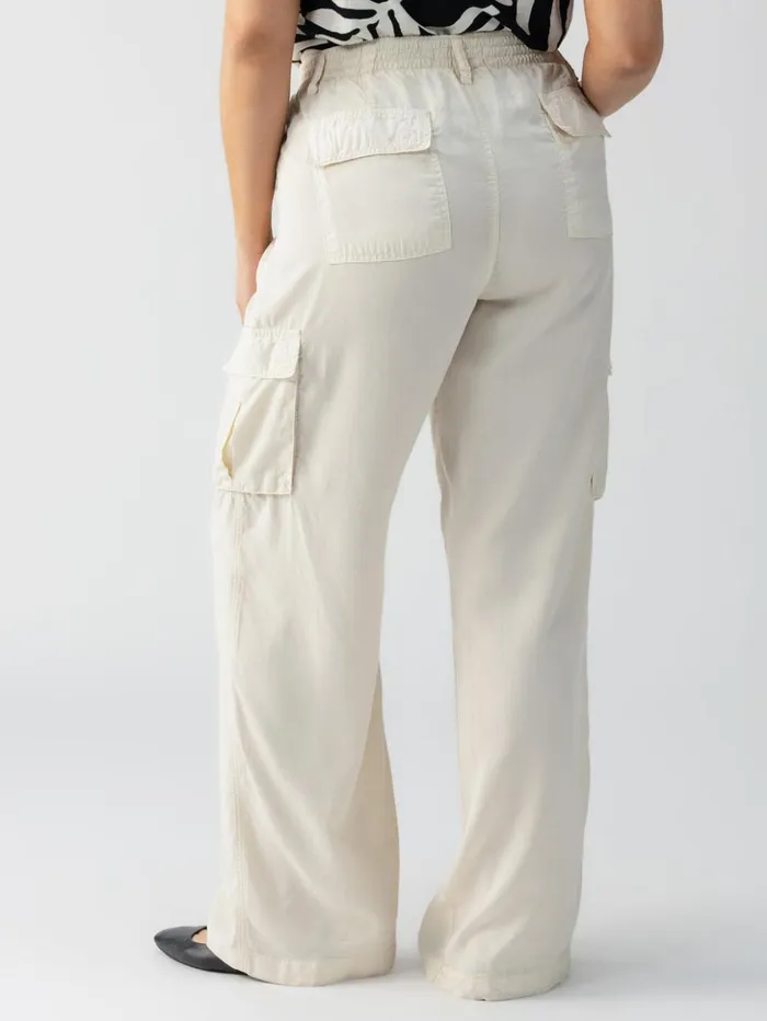 Sanctuary Clothing Pants Women Relaxed Reissue Cargo Standard Rise Pant Birch Inclusive Collection