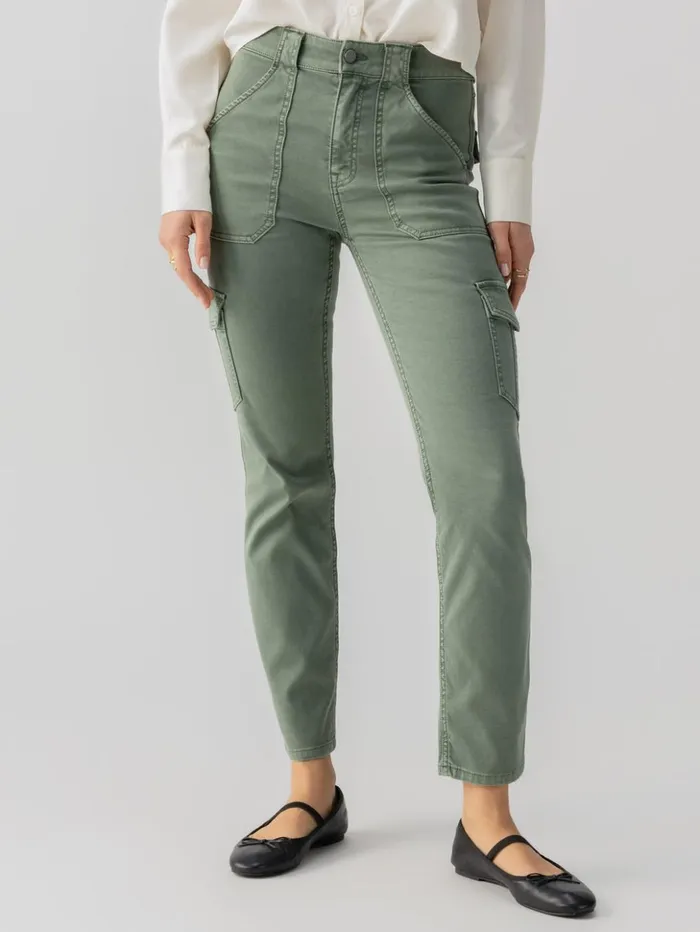 Sanctuary Clothing Pants Women Sculpted Hayden Slim Straight Standard Rise Pant Dark Spruce