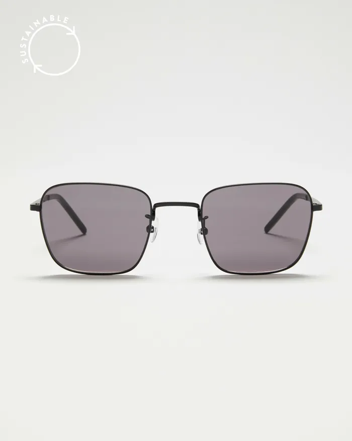 Shop Sunglasses PAIGE Women Harper Sunglasses 8211 Black Satin