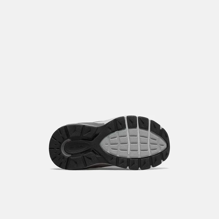 Size 0 8211 10 Kids New Balance 990v5 Grey Size 0 8211 10 Kids New Balance 990v5 Grey