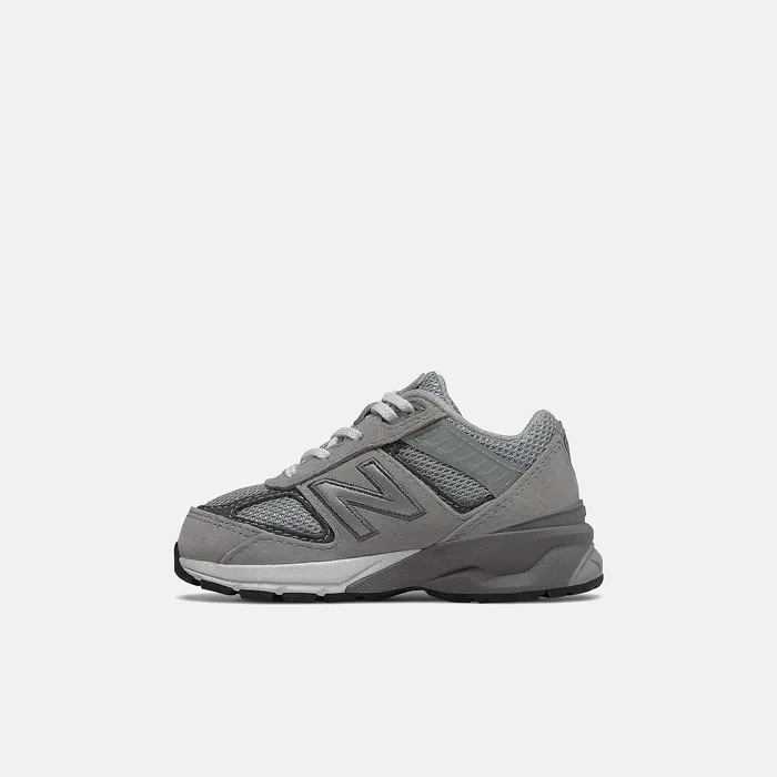 Size 0 8211 10 Kids New Balance 990v5 Grey Size 0 8211 10 Kids New Balance 990v5 Grey
