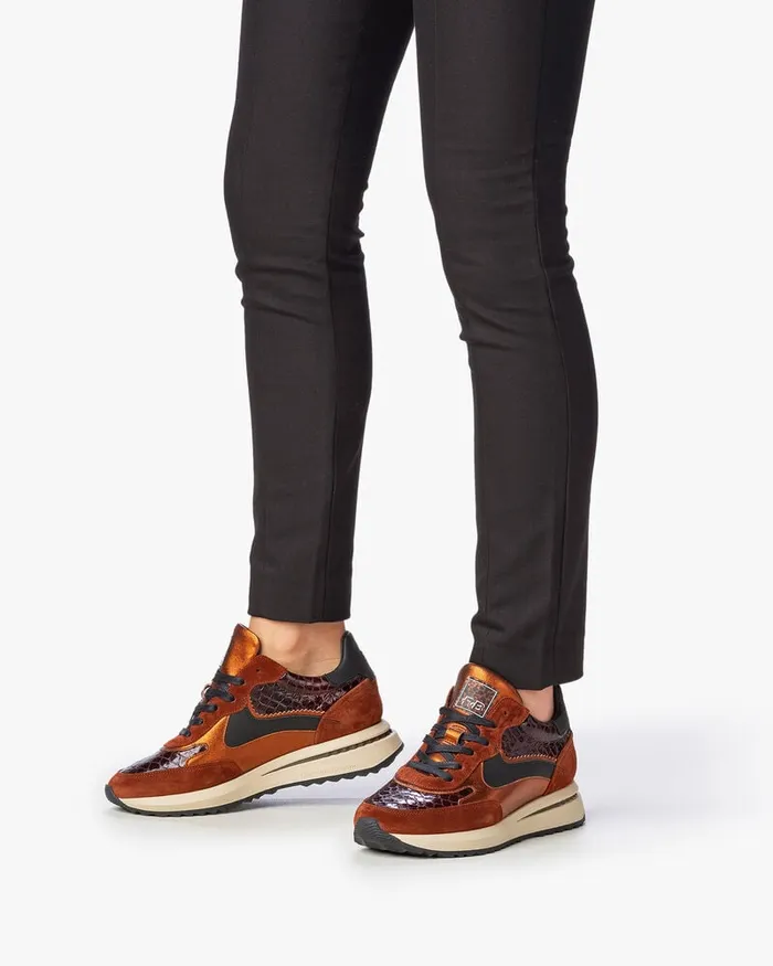 Sneakers Women Floris Van Bommel Sumi 0901 Patentleather