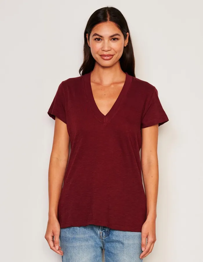 Sundry Clothing Tees Women Women039s Deep VNeck Tee In Red Rock Red Rock