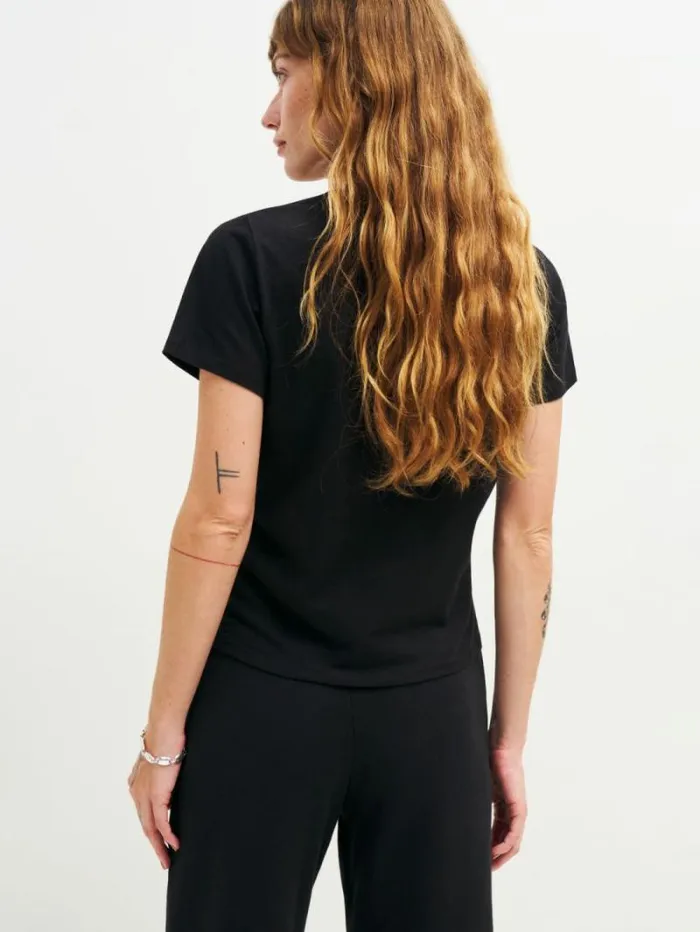 The Reformation Classic Crew Tee Logo Black 8211 Clothing