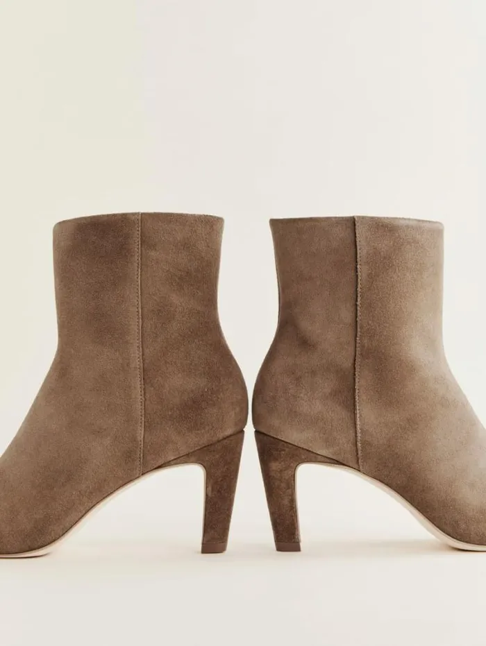 The Reformation Rae Ankle Boot Farro Suede 8211 Shoes