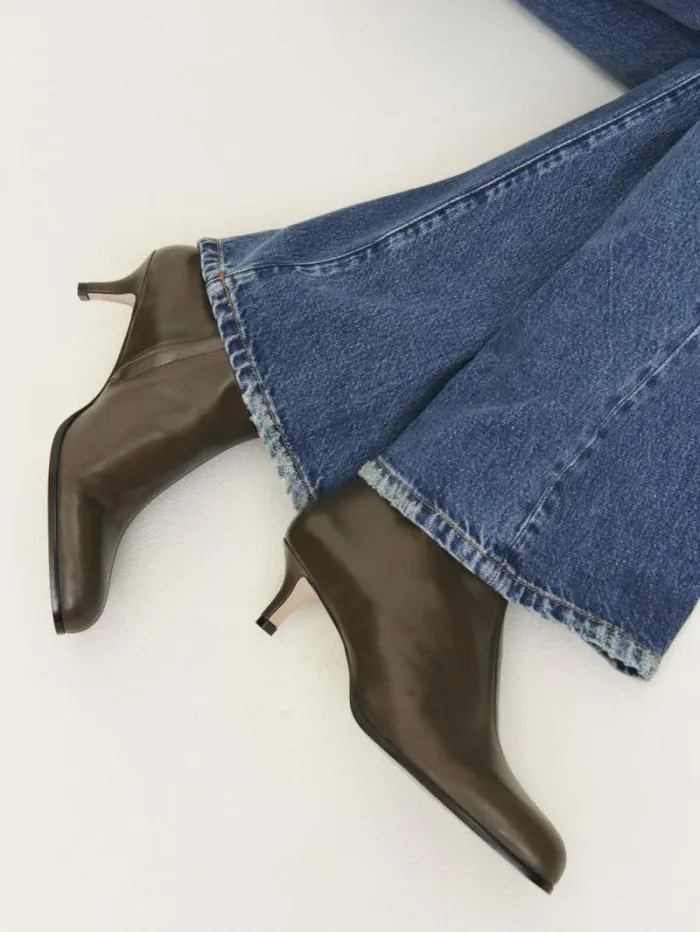 The Reformation Xyla Ankle Boot Truffle Leather 8211 Shoes