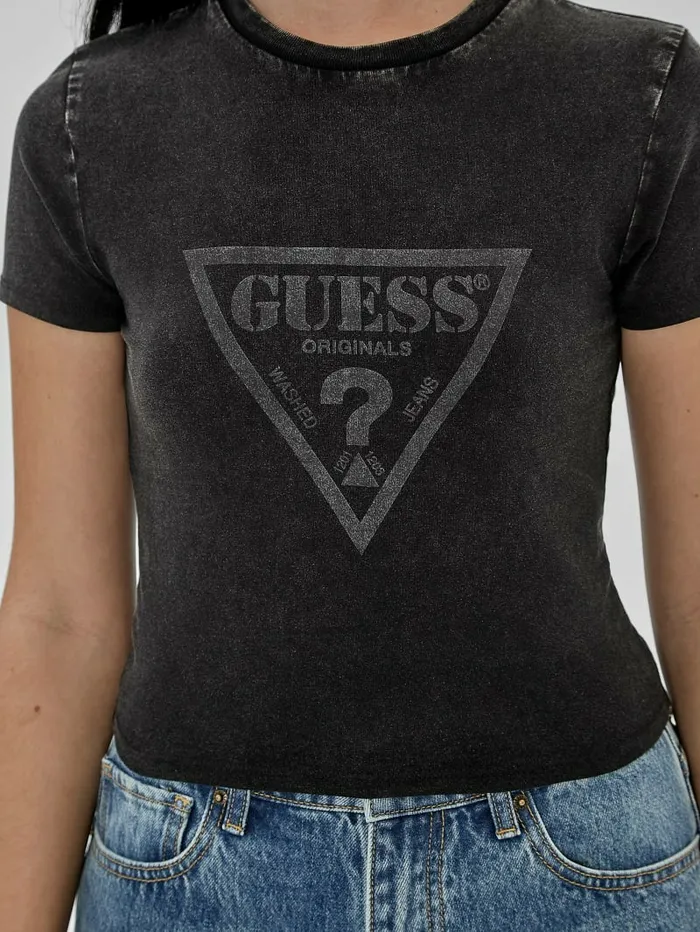 Tops GUESS Women GUESS Originals Vintage Triangle Baby Tee Jet Black Multi Tops GUESS Women GUESS Originals Vintage Triangle Baby Tee Jet Black Multi